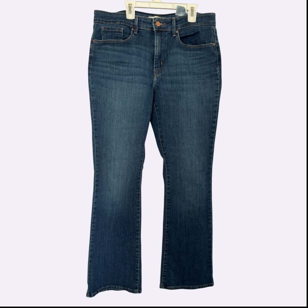 Signature by Levi Strauss & Co. Women's Mid Rise Bootcut Jeans, Size 10M